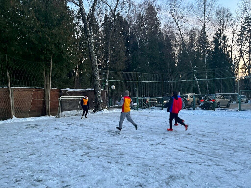 Зимний чемпионат по футболу