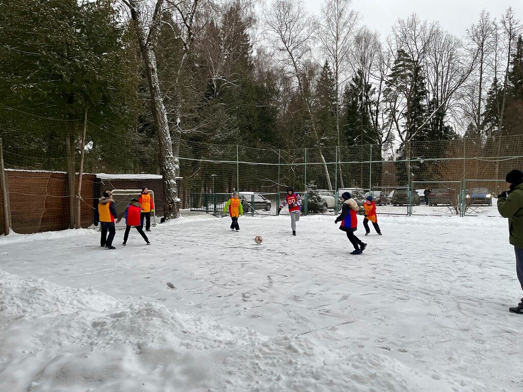 Зимний чемпионат по футболу